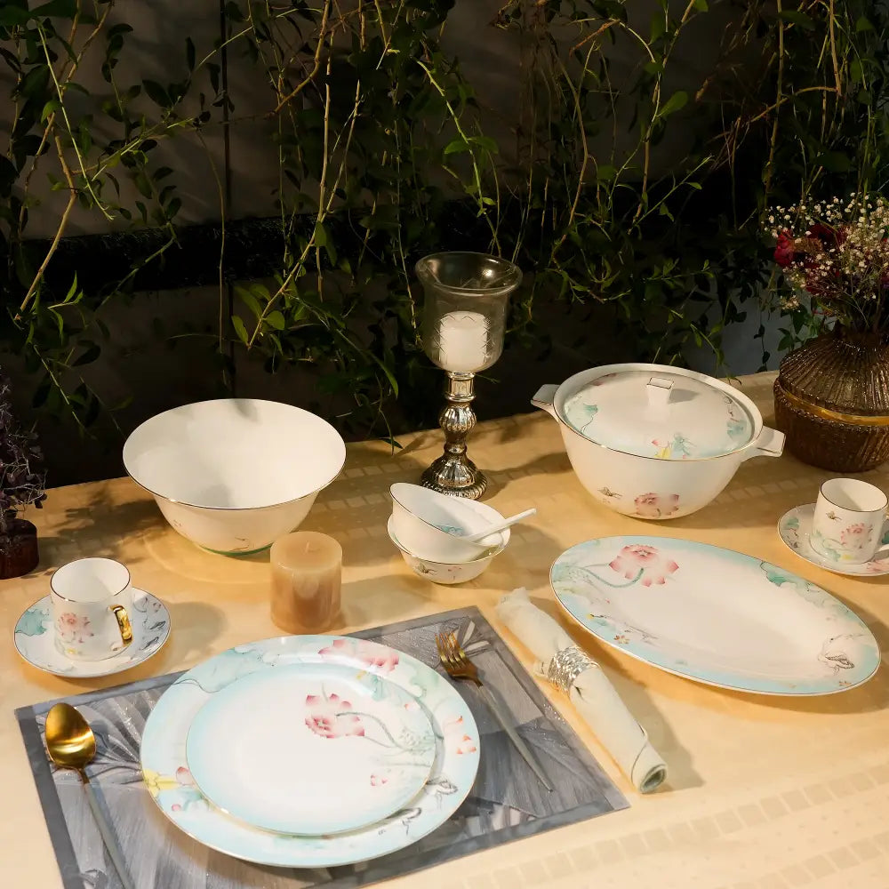 Blossom Breeze Dinner Set – Elegant Floral Tableware for Luxurious Dining - Dinner set