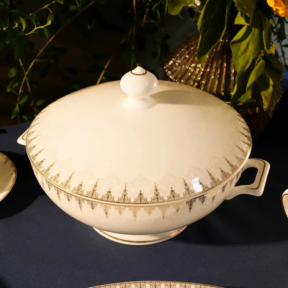 Moonlight Petal Grandeur Premium Dinner Set - Dinner set