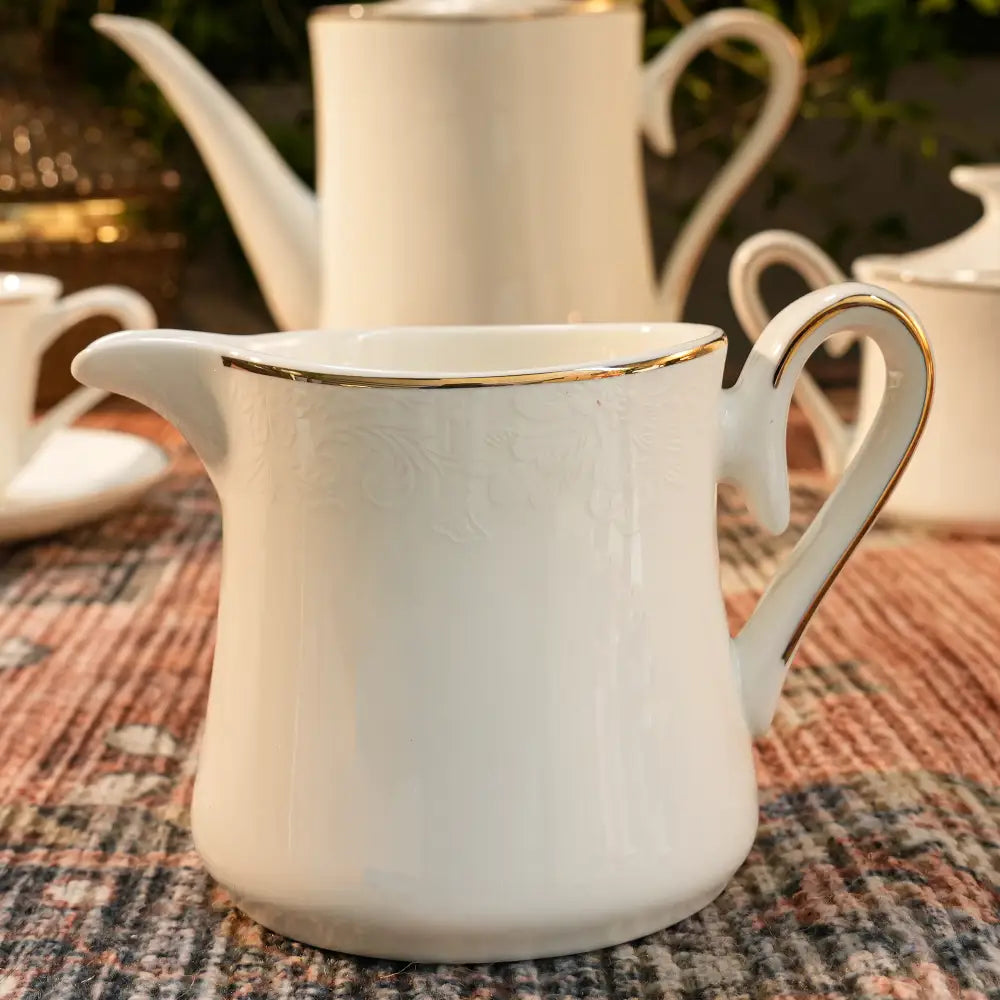 Royal White Cup & Saucer Set – Unique & Elegant Design for a Luxurious Experience - Cup Saucer