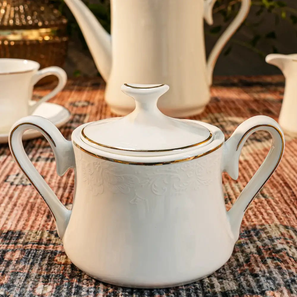 Royal White Cup & Saucer Set – Unique & Elegant Design for a Luxurious Experience - Cup Saucer